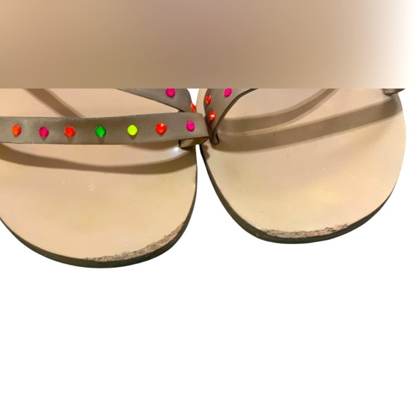 Tan and Red Sandals with Minimalist Design - Picture 5 of 5